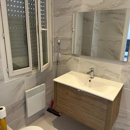 Apartment Refait A Neuf Centre De *